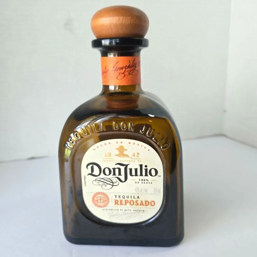 Don Julio Reposado Tequila Bottle 750ml EMPTY With Wood Cork, Craft or Bar Decor